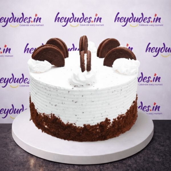 Oreo gateau cake with chocolate sponge fresh cream and Oreo biscuit topping